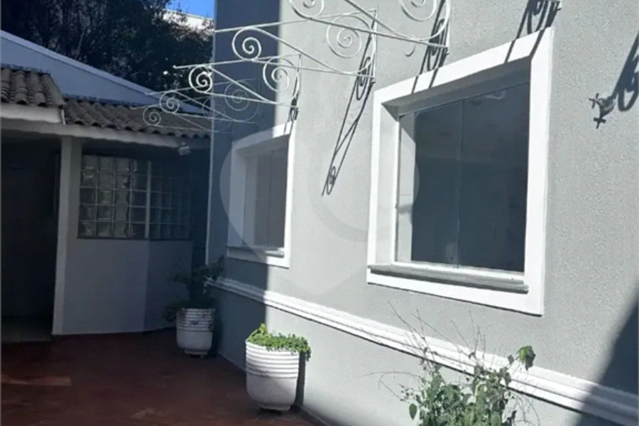 Sobrado à venda com 4 quartos, sendo 2 suítes, em Tremembé, São Paulo, SP