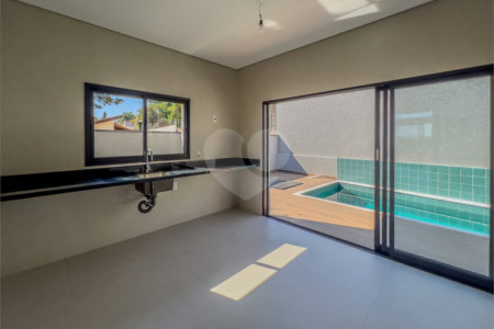 Casa à venda com 3 suítes em Jardim Paulista, Atibaia, SP