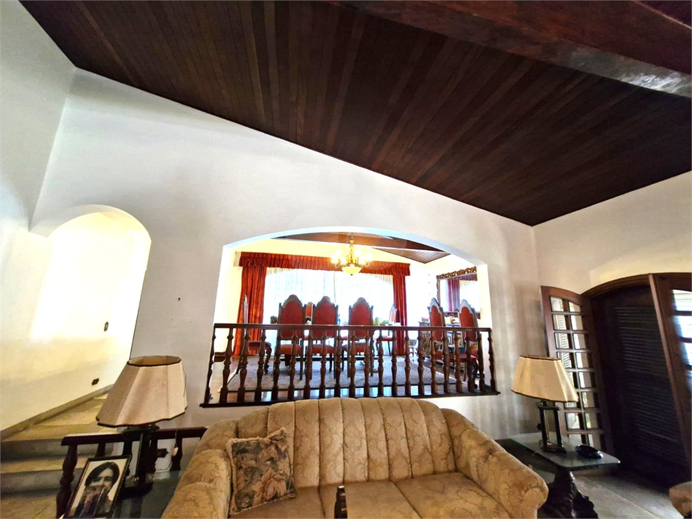 Casa Térrea à venda com 5 quartos, sendo 3 suítes, em Granja Julieta, São Paulo, SP