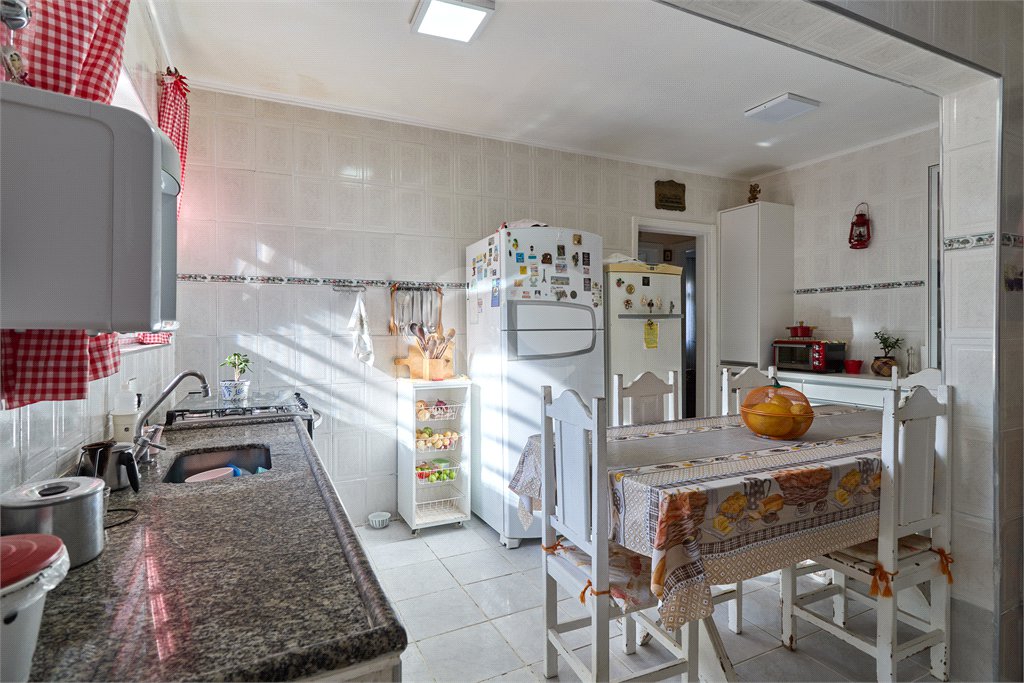 Casa Térrea à venda com 2 quartos em Jardim Prudência, São Paulo, SP