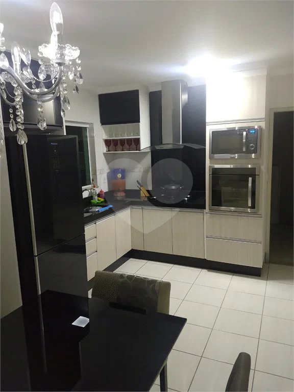 Sobrado à venda com 3 suítes em Vila Mazzei, São Paulo, SP