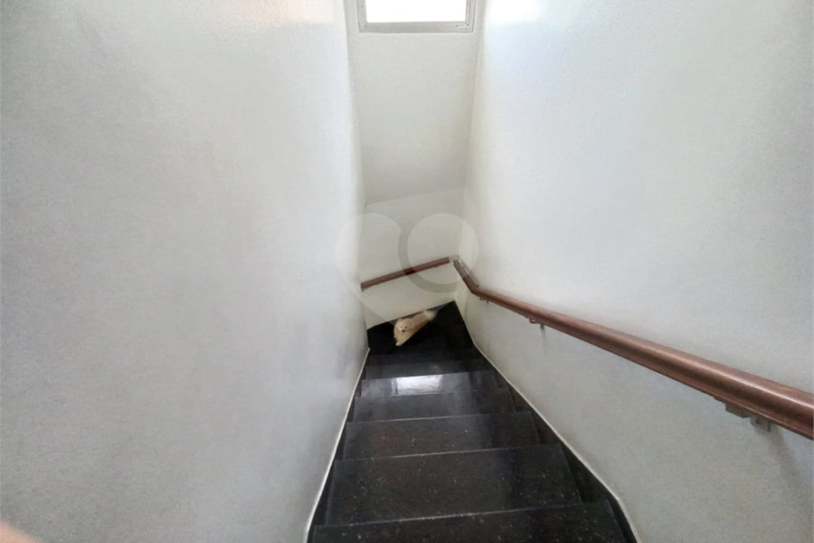Sobrado à venda com 3 quartos em Vila Paiva, São Paulo, SP