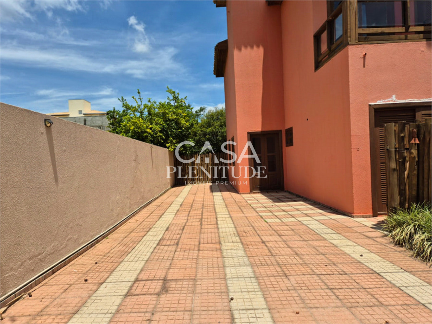 Casa em condomínio à venda ou para alugar com 3 suítes em Village Ipanema Ii, Araçoiaba da Serra, SP