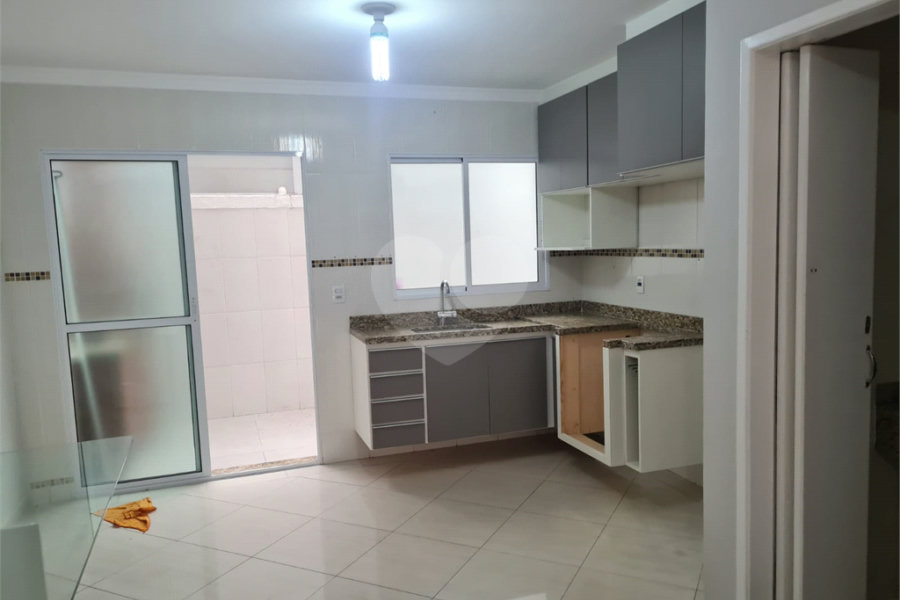 Casa à venda com 2 suítes no condomínio S//nome, São Paulo - SP