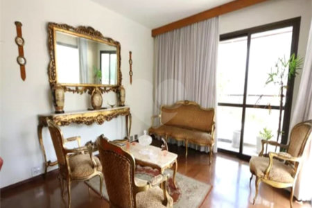 Apartamento à venda com 4 quartos, sendo 3 suítes,  em Vila Andrade, São Paulo, SP