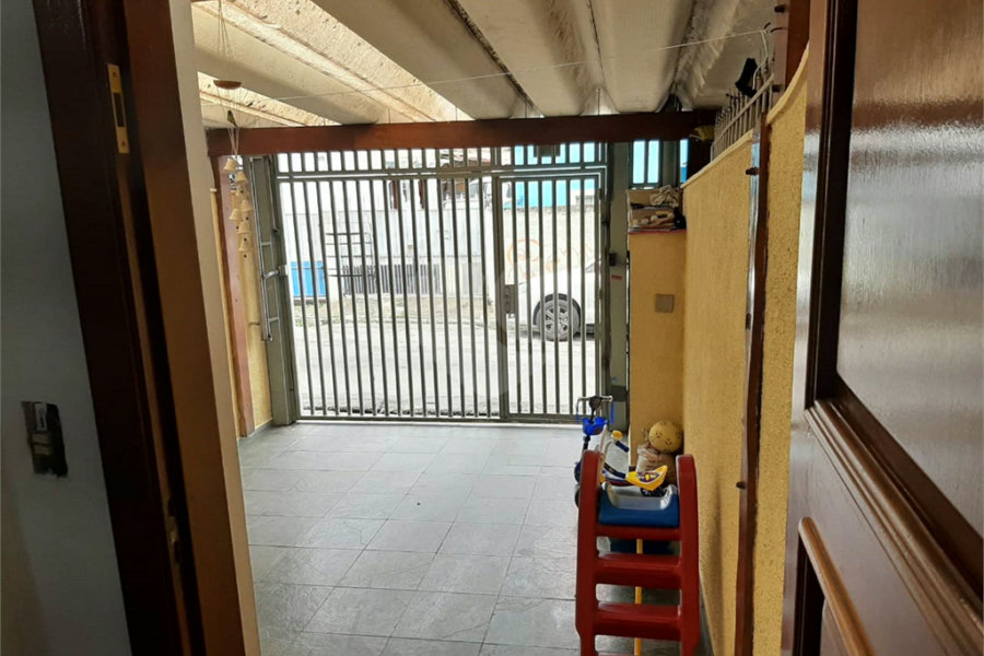 Sobrado à venda com 2 quartos em Tremembé, São Paulo, SP