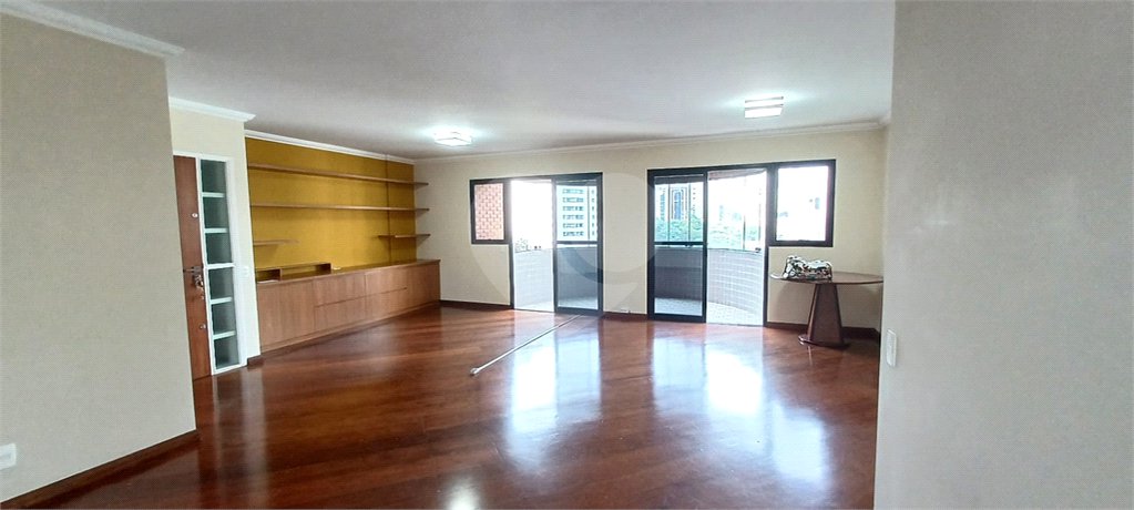 Apartamento à venda com 3 quartos, sendo 1 suíte,  em Lar São Paulo, São Paulo, SP