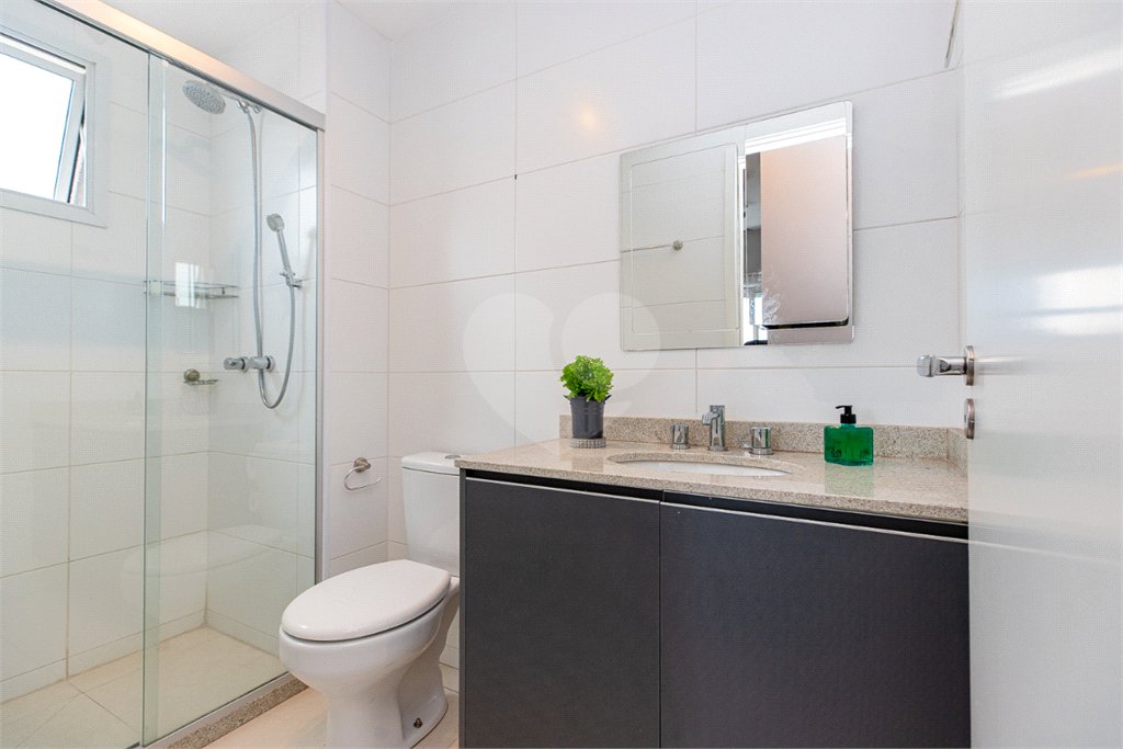 Apartamento à venda com 3 quartos, sendo 1 suíte,  em Chácara Flora, São Paulo, SP