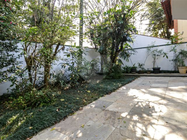 Sobrado à venda com 3 quartos, sendo 1 suíte,  em Granja Julieta, São Paulo, SP