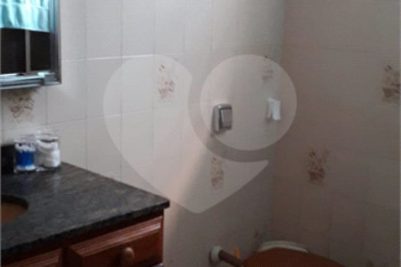 Casa à venda com 3 quartos, sendo 1 suíte, em Parque Continental I, Guarulhos, SP