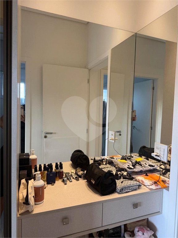 Apartamento à venda com 3 quartos, sendo 1 suíte, em Vila Andrade, São Paulo, SP