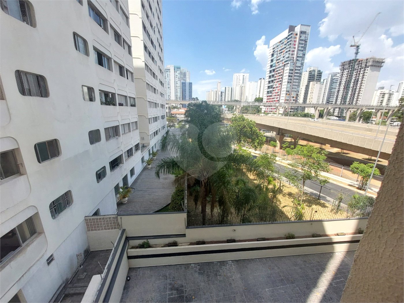 Apartamento à venda com 3 quartos, sendo 1 suíte, em Vila Cordeiro, São Paulo, SP