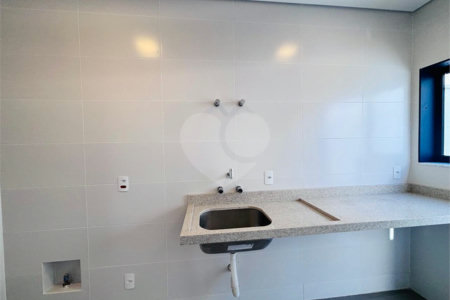 Casa à venda com 4 quartos, sendo 3 suítes, no condomínio Residencial Chácara Ondina, Sorocaba - SP