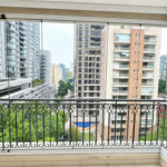 Apartamento à venda com 3 quartos, sendo 1 suíte,  em Jardim das Acácias, São Paulo, SP