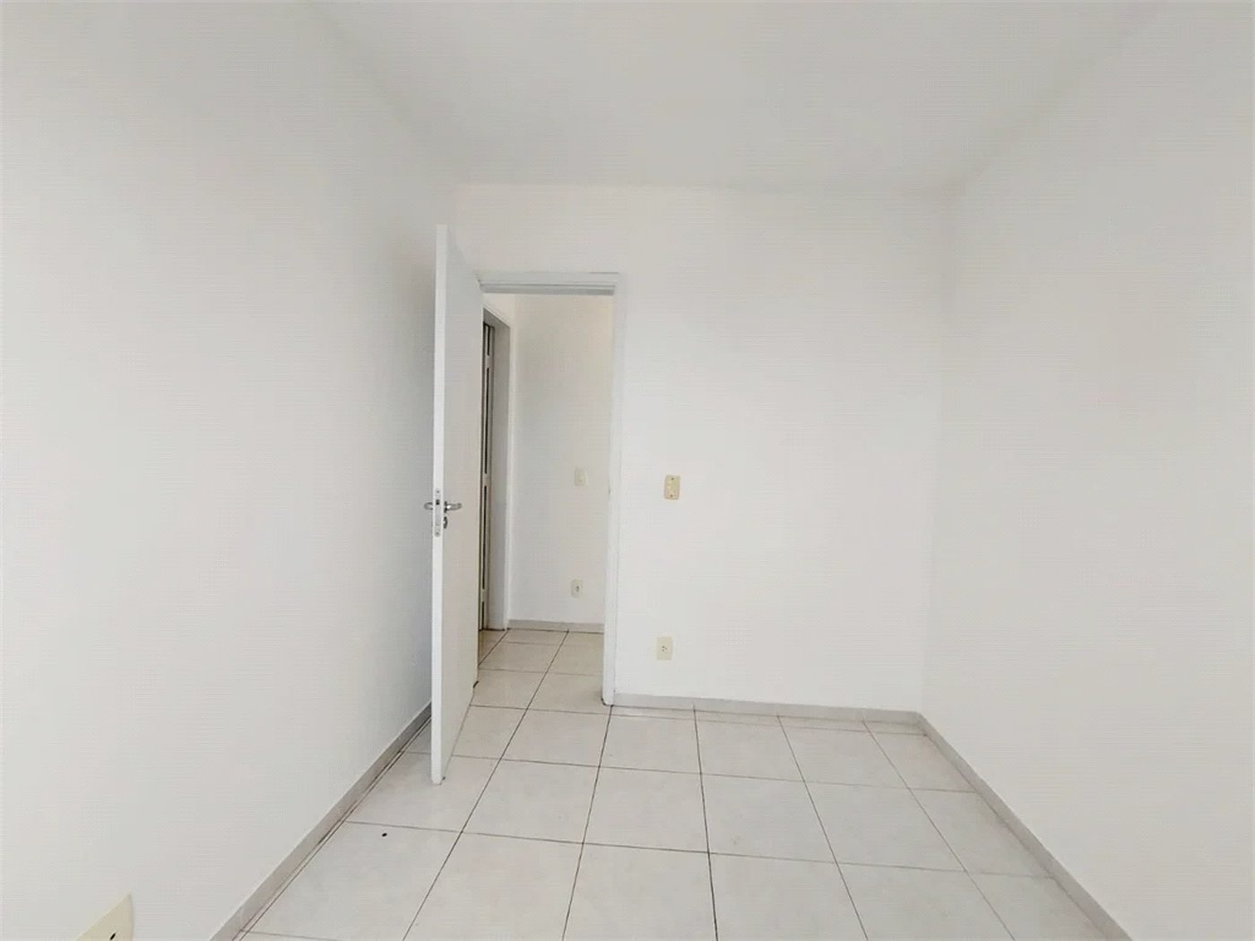 Apartamento à venda ou para alugar com 2 quartos em Vila Anastácio, São Paulo, SP