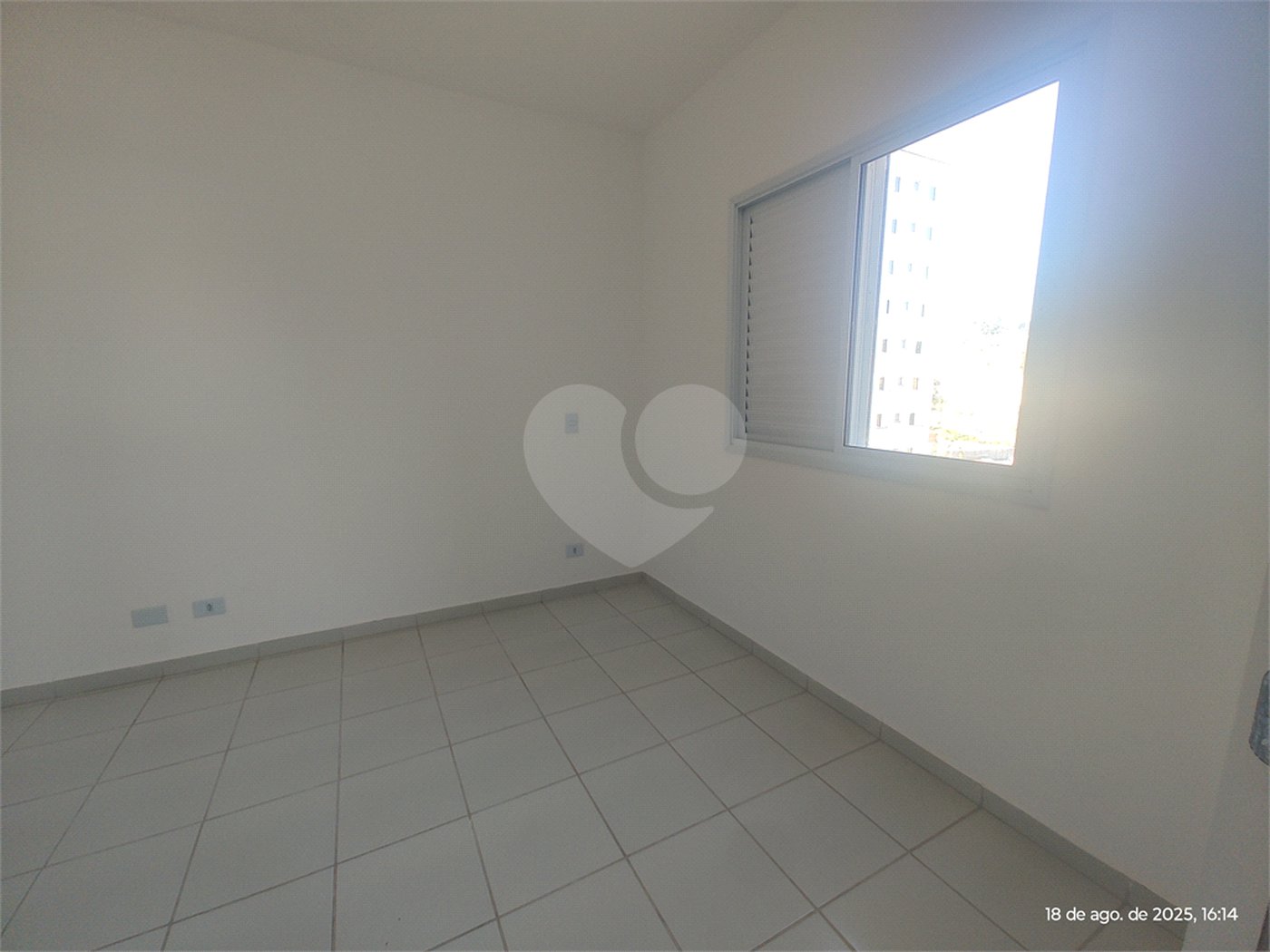 Apartamento para alugar com 3 quartos, sendo 1 suíte,  em Jardim das Palmeiras, Atibaia, SP