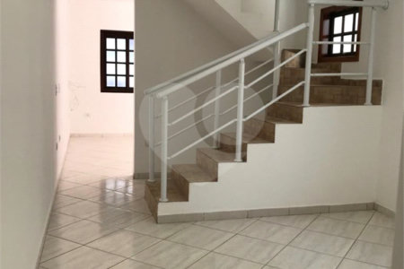 Casa à venda com 2 quartos, sendo 1 suíte, em Loteamento Residencial Vista Linda, São José dos Campos, SP