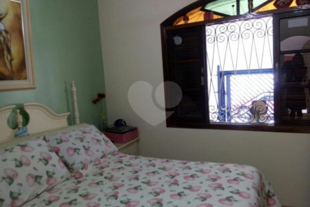 Sobrado à venda com 3 quartos, sendo 1 suíte, em Jardim São Paulo(zona Norte), São Paulo, SP