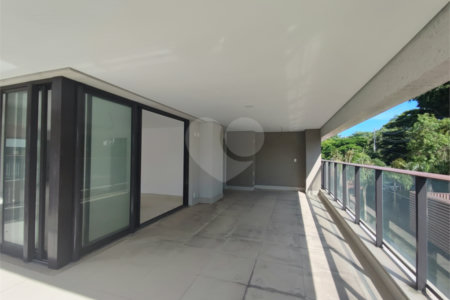 Apartamento à venda com 4 suítes em Jardim Leonor, São Paulo, SP