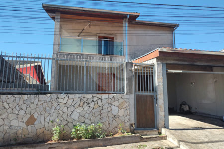 Sobrado à venda com 3 suítes em Jardim Paraíso do Tanque, Atibaia, SP
