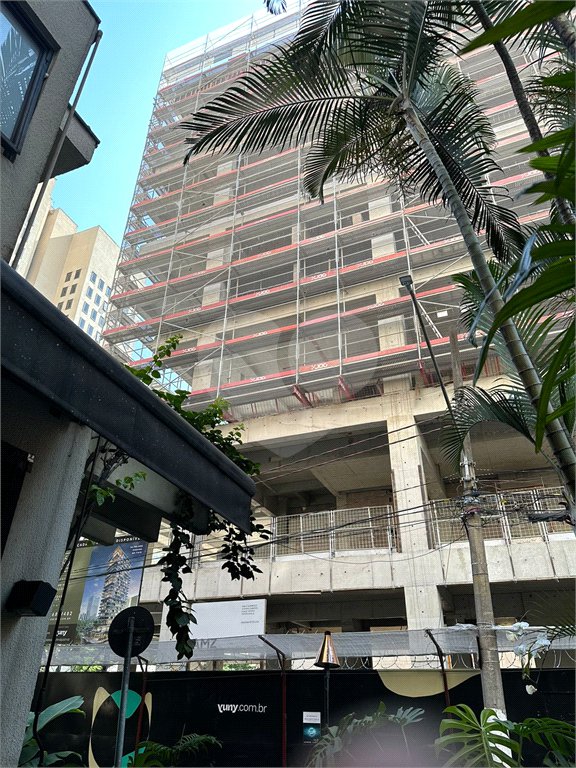 Apartamento à venda com 2 suítes em Jardim Europa, São Paulo, SP