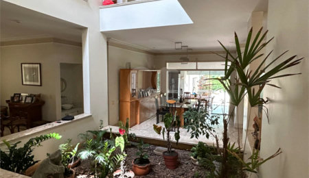 Casa à venda com 5 suítes no condomínio Residencial Bougainville, Campinas - SP