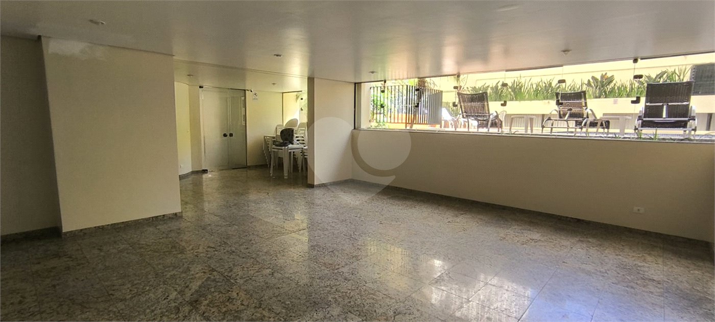 Apartamento à venda com 3 quartos, sendo 1 suíte, em Pinheiros, São Paulo, SP