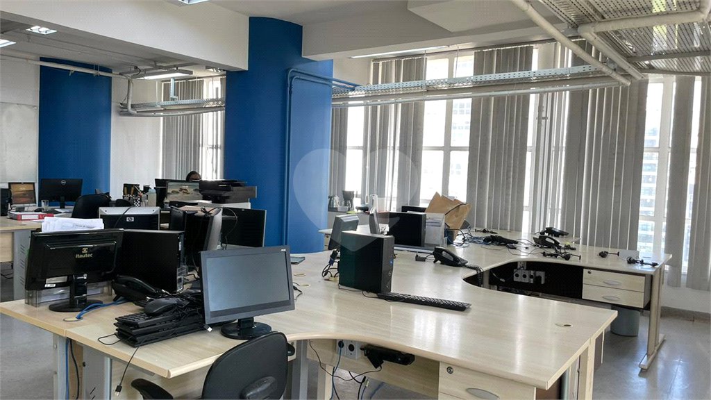 Sala à venda ou para alugar no Centro, São Paulo, SP