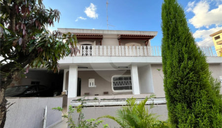 Sobrado à venda com 5 quartos, sendo 1 suíte,  em Tucuruvi, São Paulo, SP