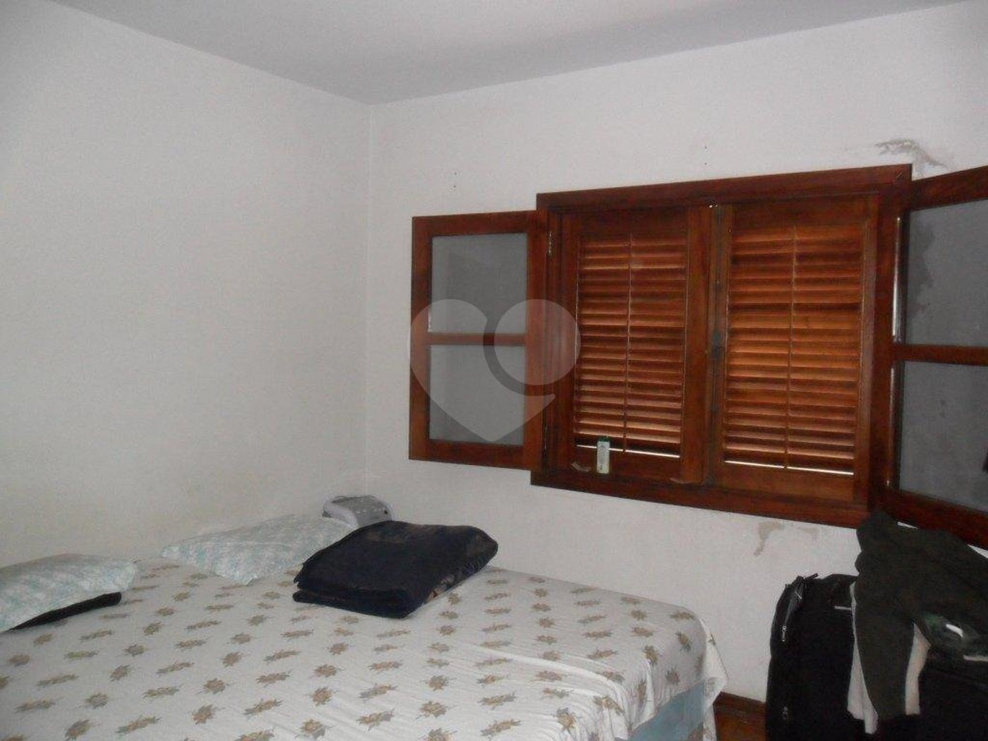 Sobrado à venda com 3 quartos, sendo 1 suíte, em Vila Romero, São Paulo, SP