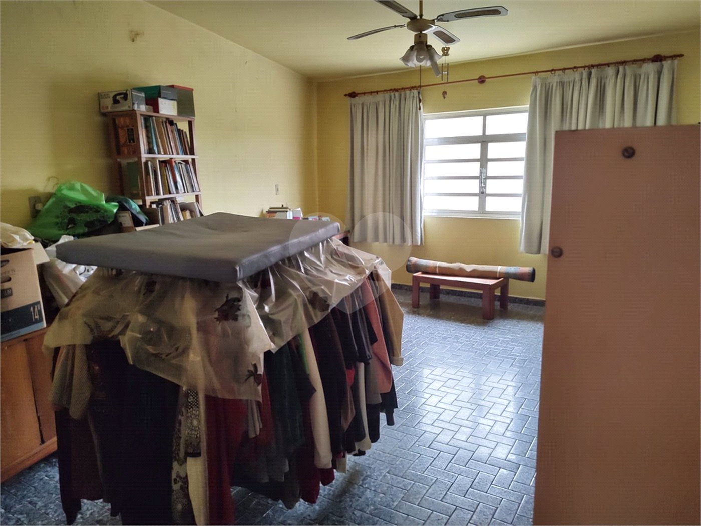 Casa à venda com 3 quartos, sendo 2 suítes, em Vila Nivi, São Paulo, SP