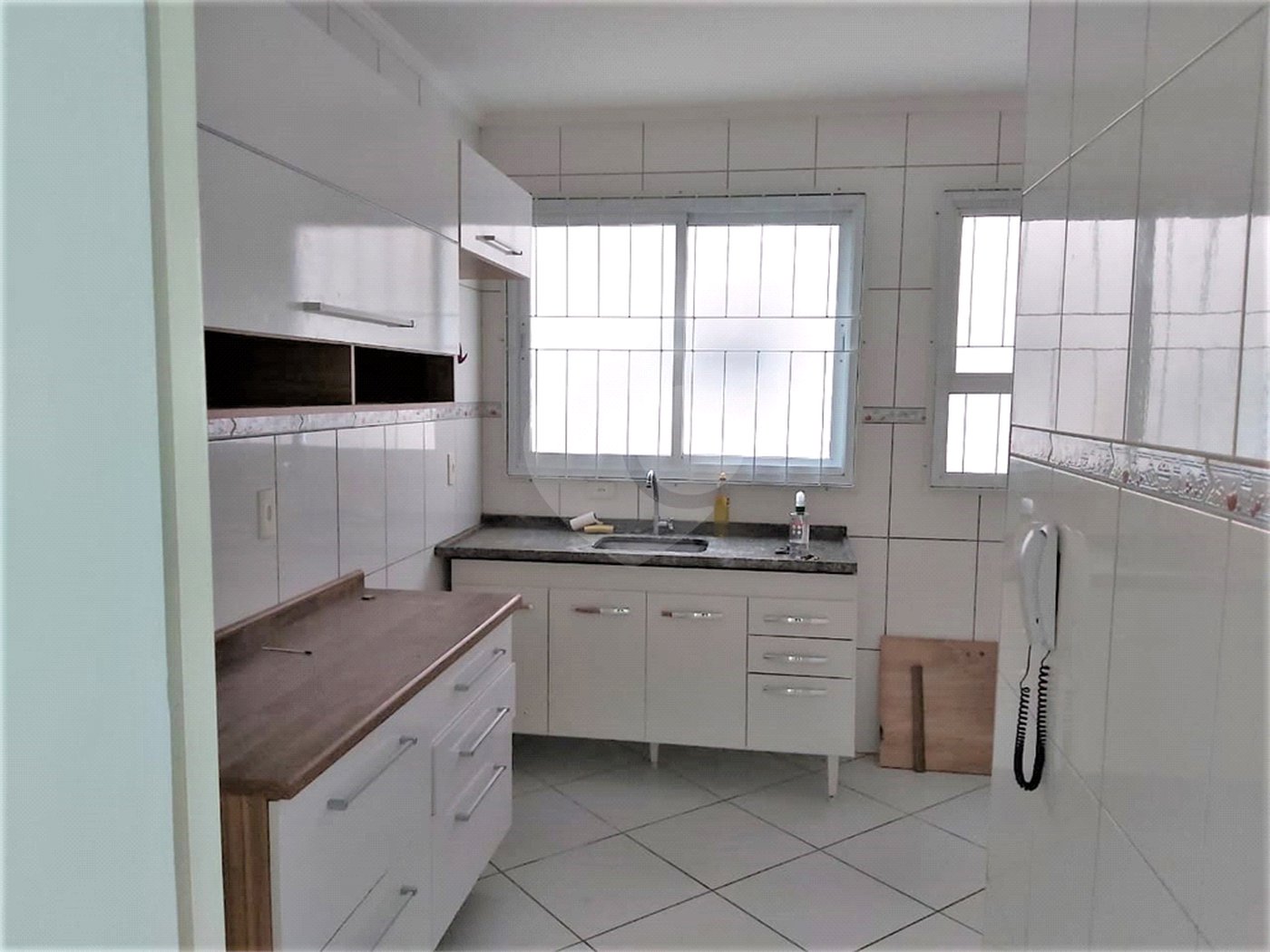 Apartamento à venda com 3 quartos, sendo 1 suíte,  em Pinheirinho, Vinhedo, SP