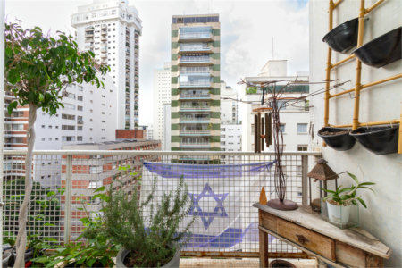 Apto espaçoso | 180 m² | 3 dorms. (1 suíte) | 1 vaga em Santa Cecília!