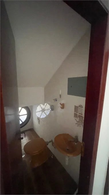 Sobrado à venda com 4 quartos, sendo 1 suíte, em Jardim Ester Yolanda, São Paulo, SP
