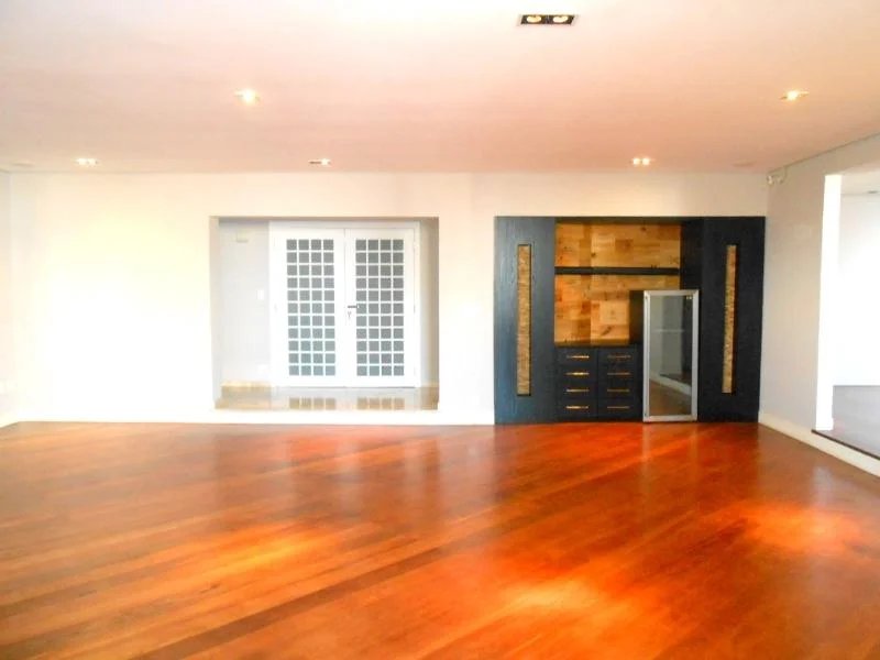 Apartamento à venda com 4 suítes em Vila Suzana, São Paulo, SP