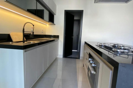 Casa à venda com 3 quartos, sendo 1 suíte, no condomínio Terras da Estancia, Paulínia- SP