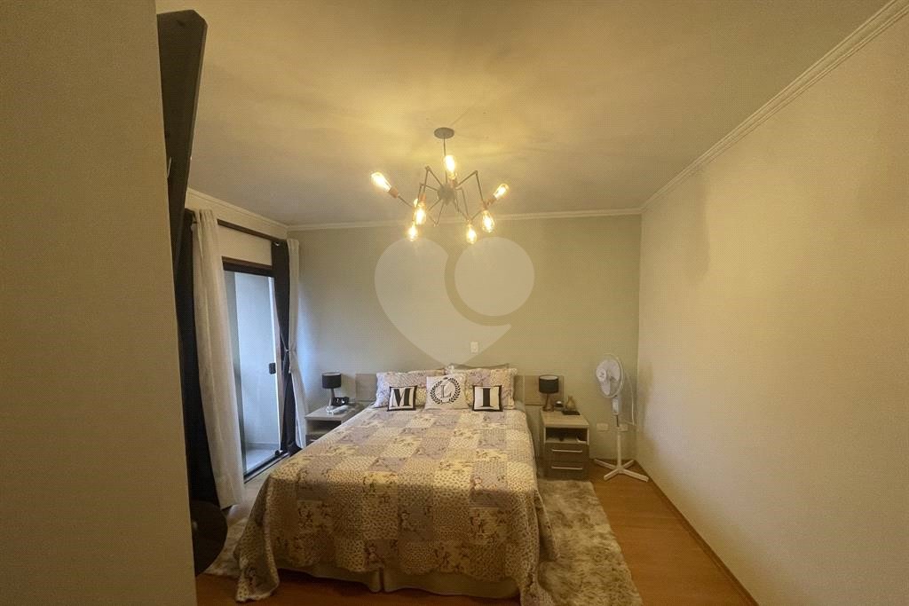 Casa à venda com 3 quartos, sendo 1 suíte, no condomínio Beatriz, São Paulo - SP
