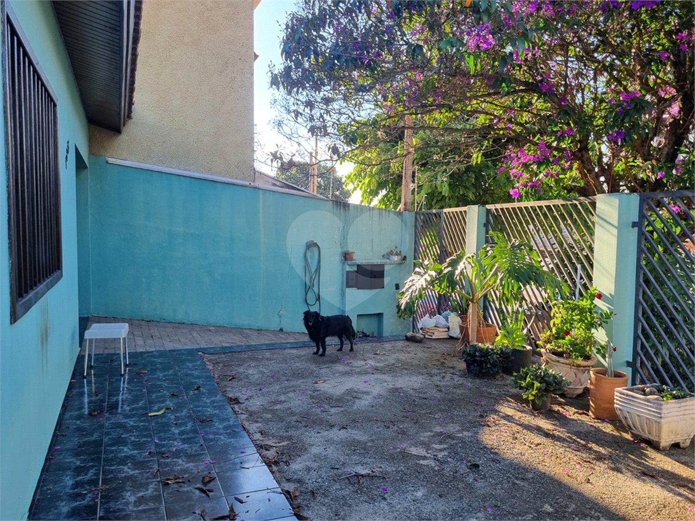 Casa à venda com 4 quartos, sendo 1 suíte,  em Jardim Guarujá, Sorocaba, SP
