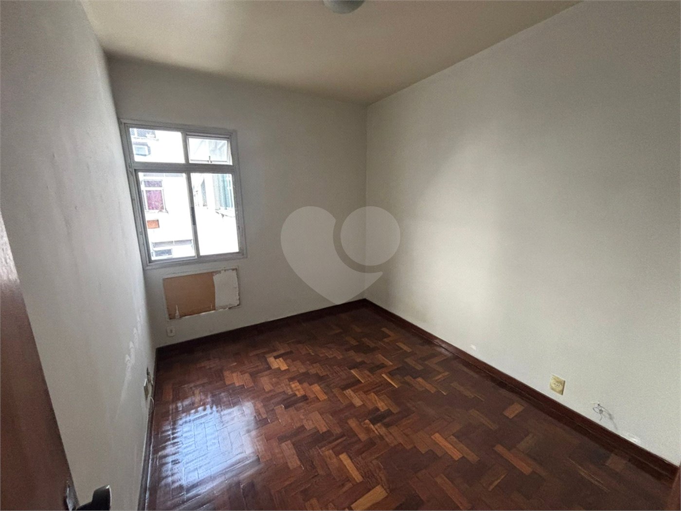 Apartamento à venda com 4 quartos, sendo 1 suíte,  em Tijuca, Rio de Janeiro, RJ