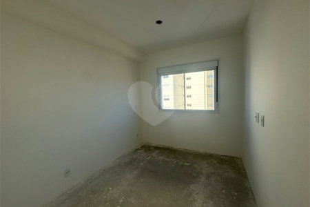 Apartamento à venda com 2 quartos, sendo 1 suíte, em Vila Rosália, Guarulhos, SP