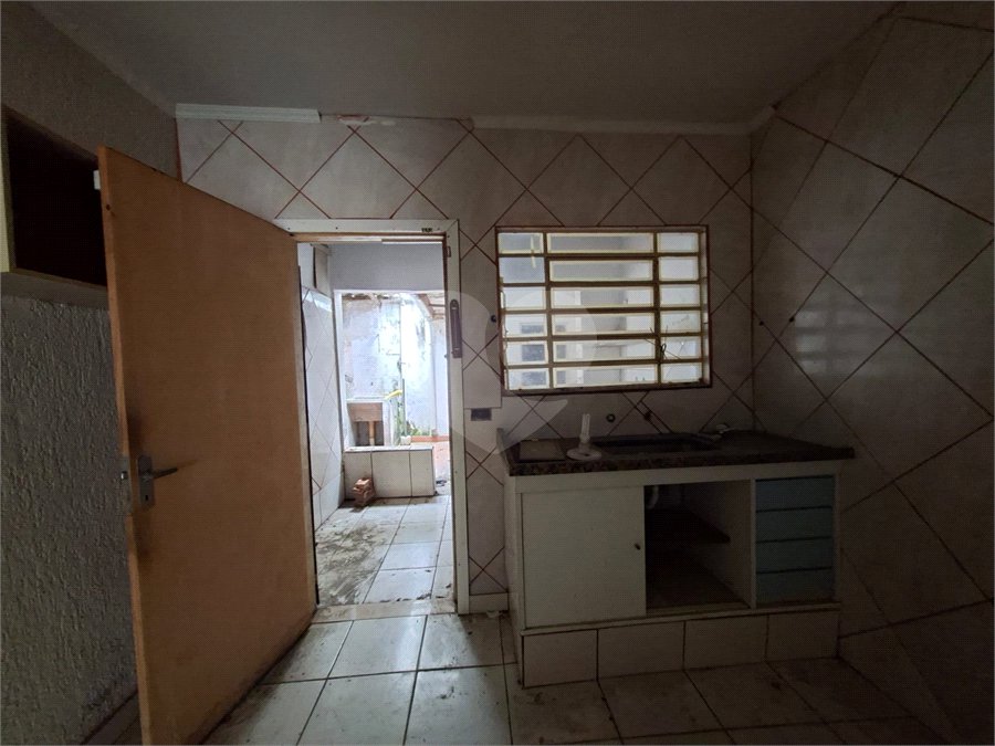 Casa à venda com 2 quartos, sendo 1 suíte, em Vila Galvão, Guarulhos, SP