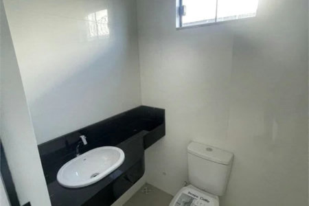 Casa à venda com 3 quartos, sendo 1 suíte, em Loteamento Jardim Europa, Balsas, MA