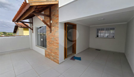 Casa para alugar com 3 quartos, sendo 1 suíte,  em Vila Rosa, Itapetininga, SP