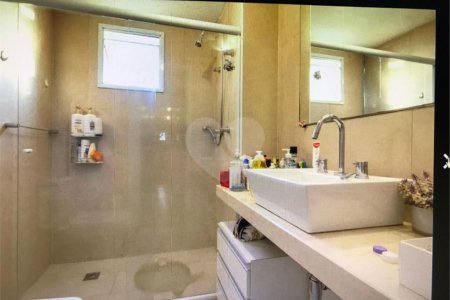 Apartamento à venda ou para alugar com 3 suítes em Santa Teresinha, São Paulo, SP