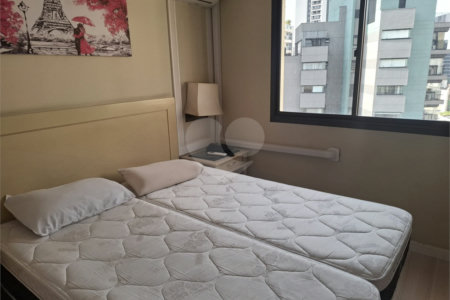 Flat para alugar com 1 suíte em Vila Olímpia, São Paulo, SP