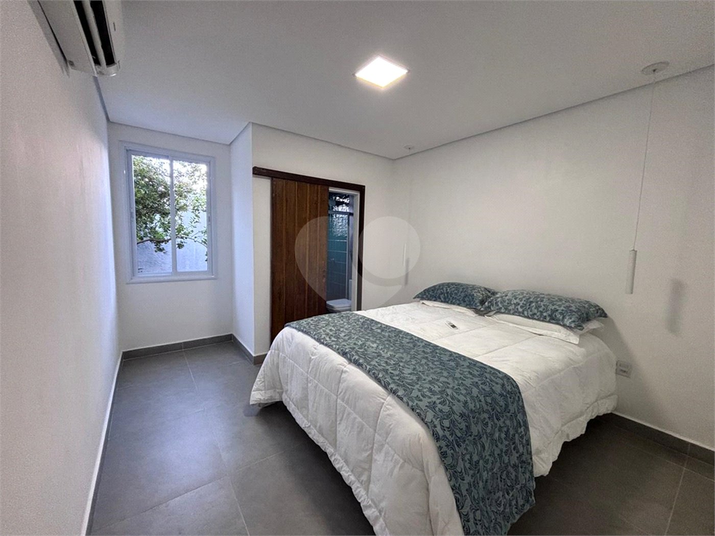Casa à venda com 3 quartos, sendo 1 suíte, em Parque Três Meninos, Sorocaba, SP