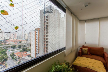Apartamento à venda com 3 suítes em Campo Belo, São Paulo, SP