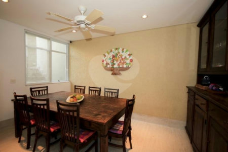 Casa à venda com 3 quartos, sendo 2 suítes,  em Vila Tramontano, São Paulo, SP
