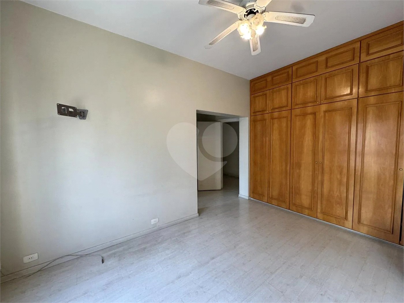 Apartamento à venda com 4 quartos, sendo 2 suítes,  em Vila Suzana, São Paulo, SP
