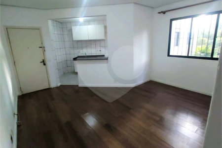Apartamento à venda no condomínio Torres do Taboão, com 56m²